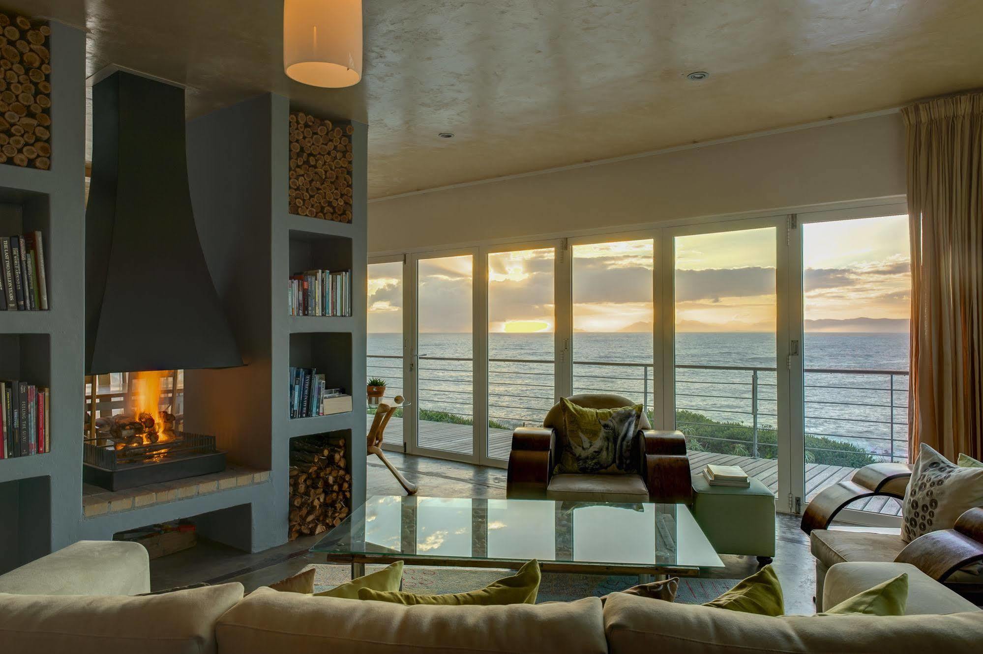 Whalesong Lodge Gansbaai Exteriér fotografie