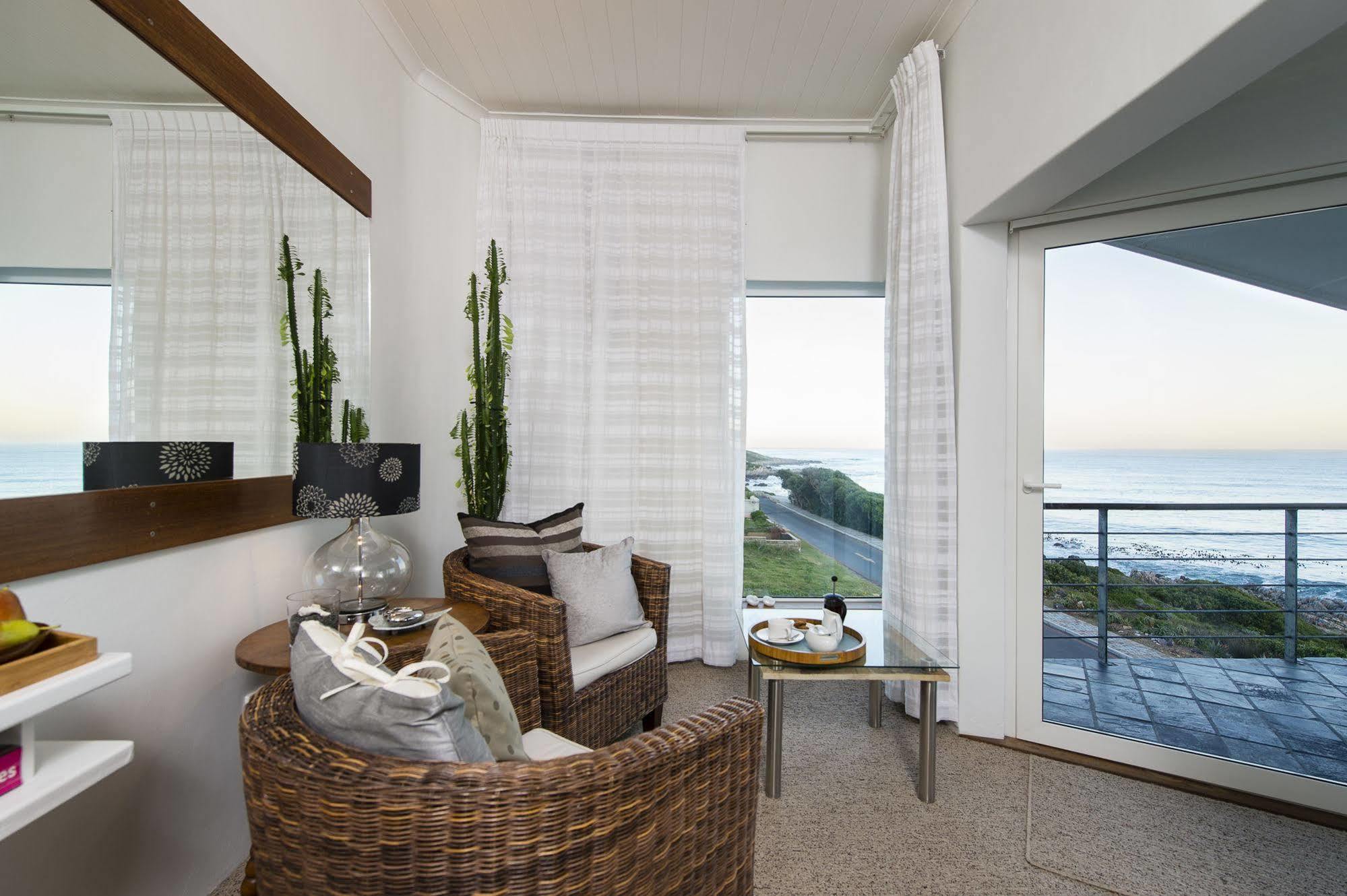 Whalesong Lodge Gansbaai Exteriér fotografie